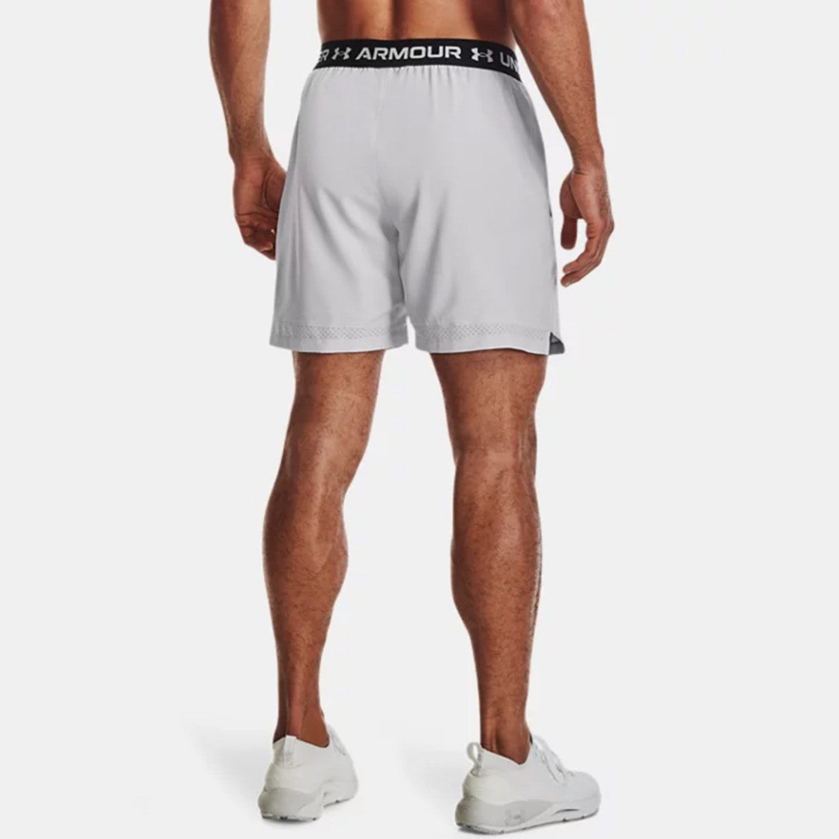 Under Armour Vanish Woven 6" Shorts Back Model Image in Halo Gray/Black