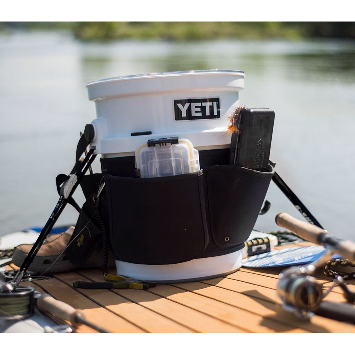 Bucket Tie-Down Image of the Yeti LoadOut 5-Gallon Bucket.